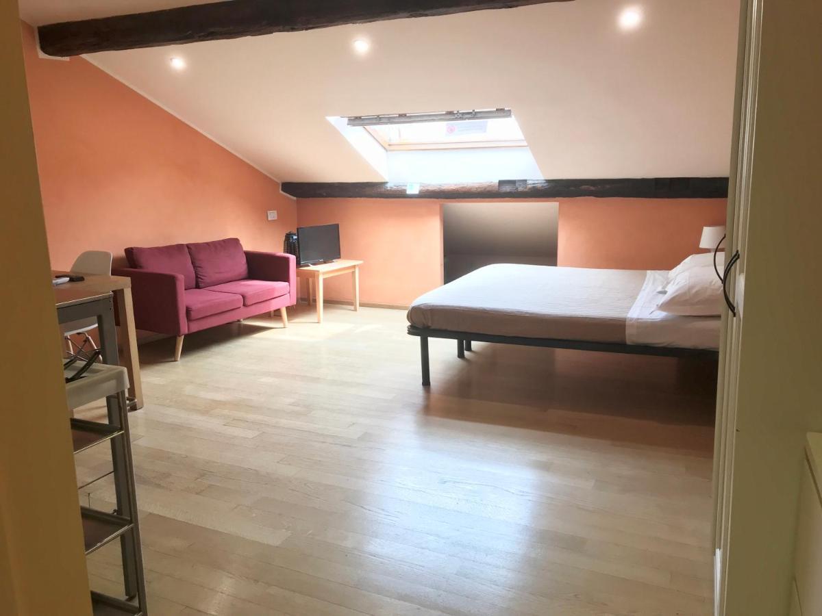 شقة Casa Cairoli ميلان الغرفة الصورة